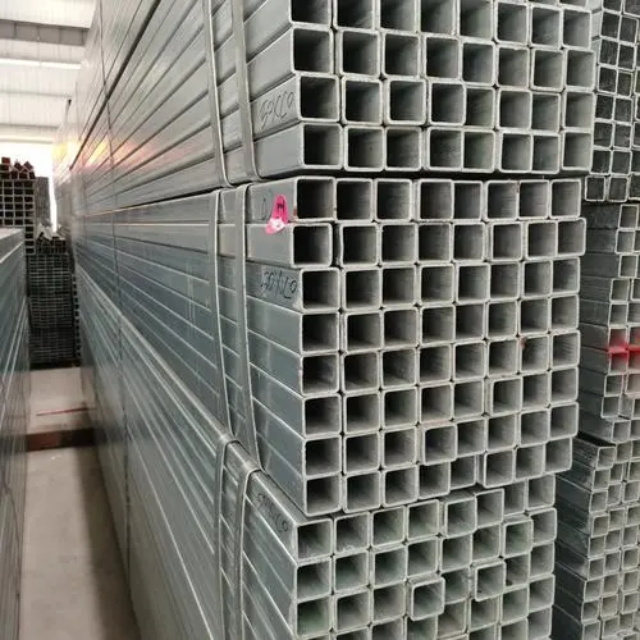 零陵小口径<font style='color:red'>无缝方矩管</font>